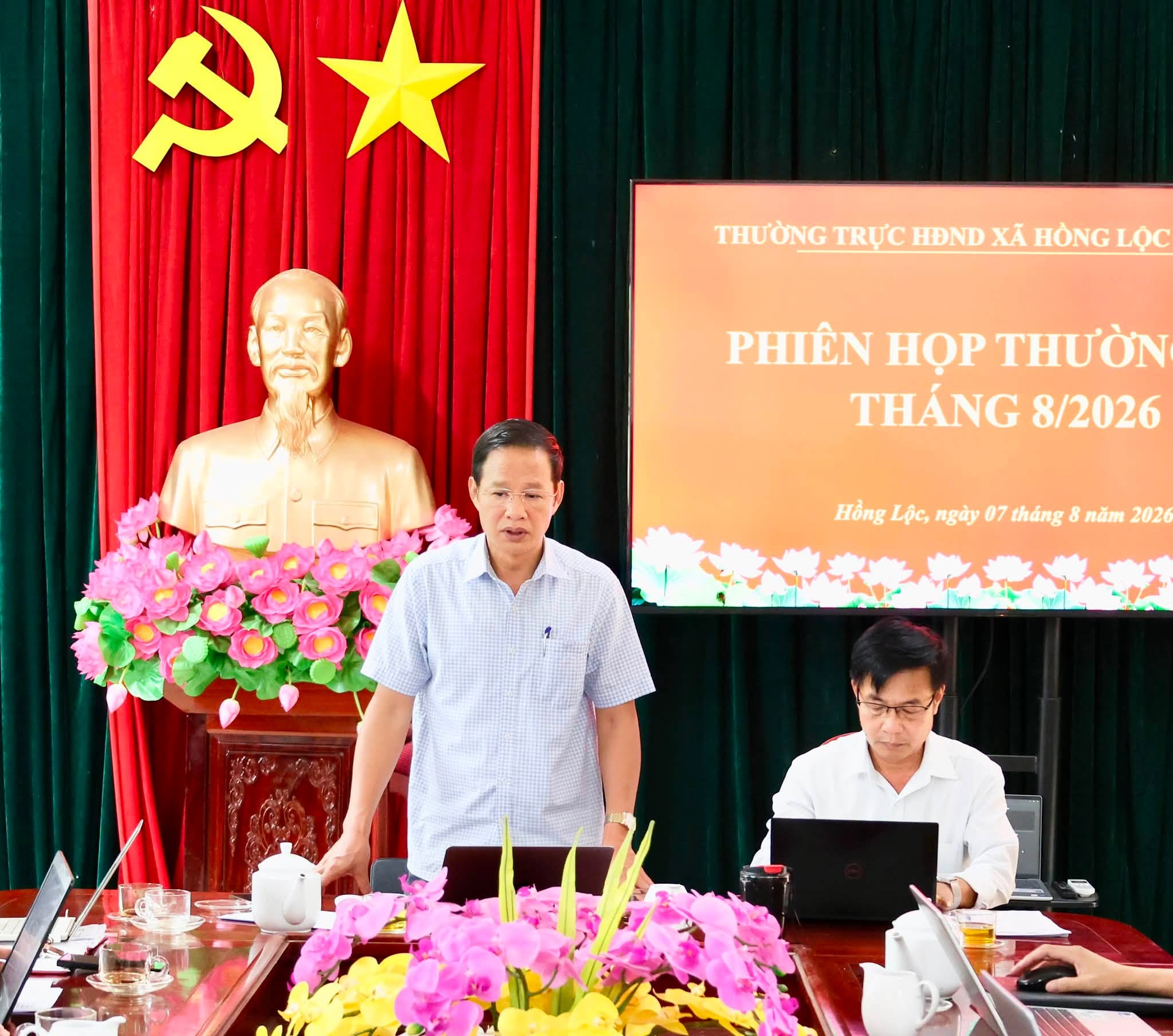 THƯỜNG TRỰC HĐND XÃ HỒNG LỘC TỔ CHỨC PHIÊN HỌP THƯỜNG KỲ THÁNG 8 NĂM 2026