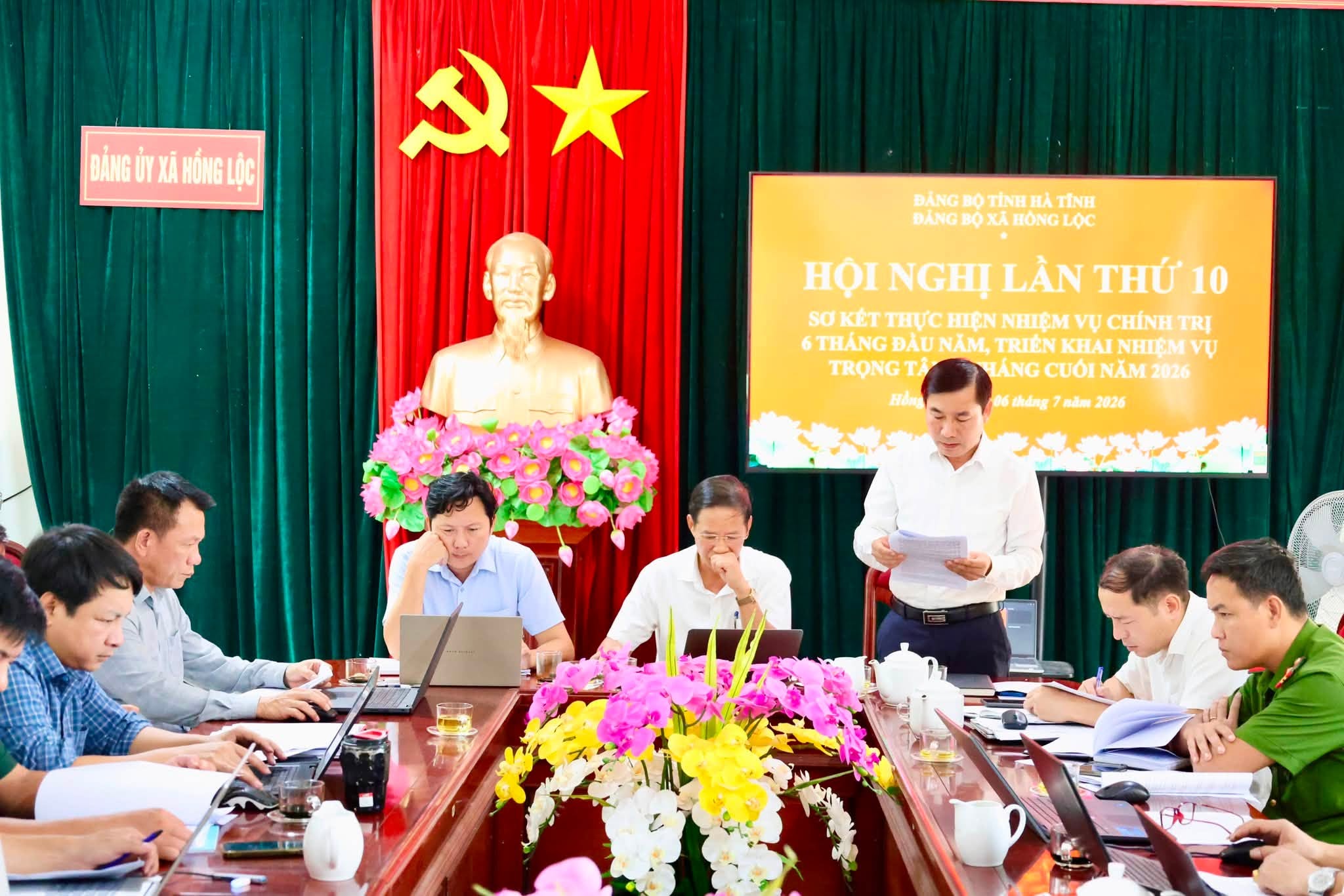 HỘI NGHỊ BAN CHẤP HÀNH ĐẢNG BỘ XÃ HỒNG LỘC LẦN THỨ 10: THẢO LUẬN, CHO Ý KIẾN NHIỀU NỘI DUNG QUAN TRỌNG
