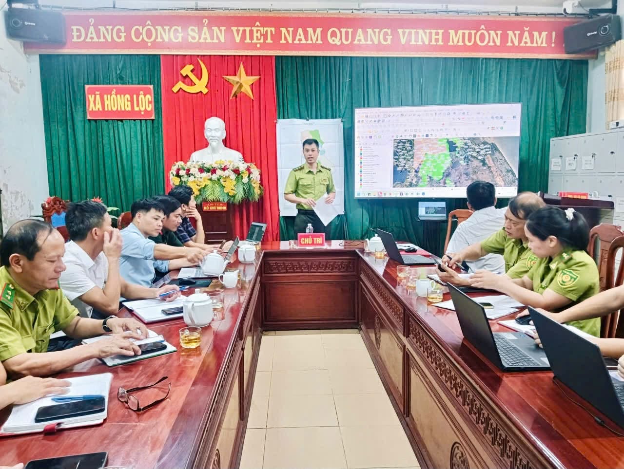 HỒNG LỘC HƯỚNG DẪN QUẢN LÝ, SỬ DỤNG ĐẤT GẮN VỚI GIAO RỪNG, GIAO ĐẤT LÂM NGHIỆP