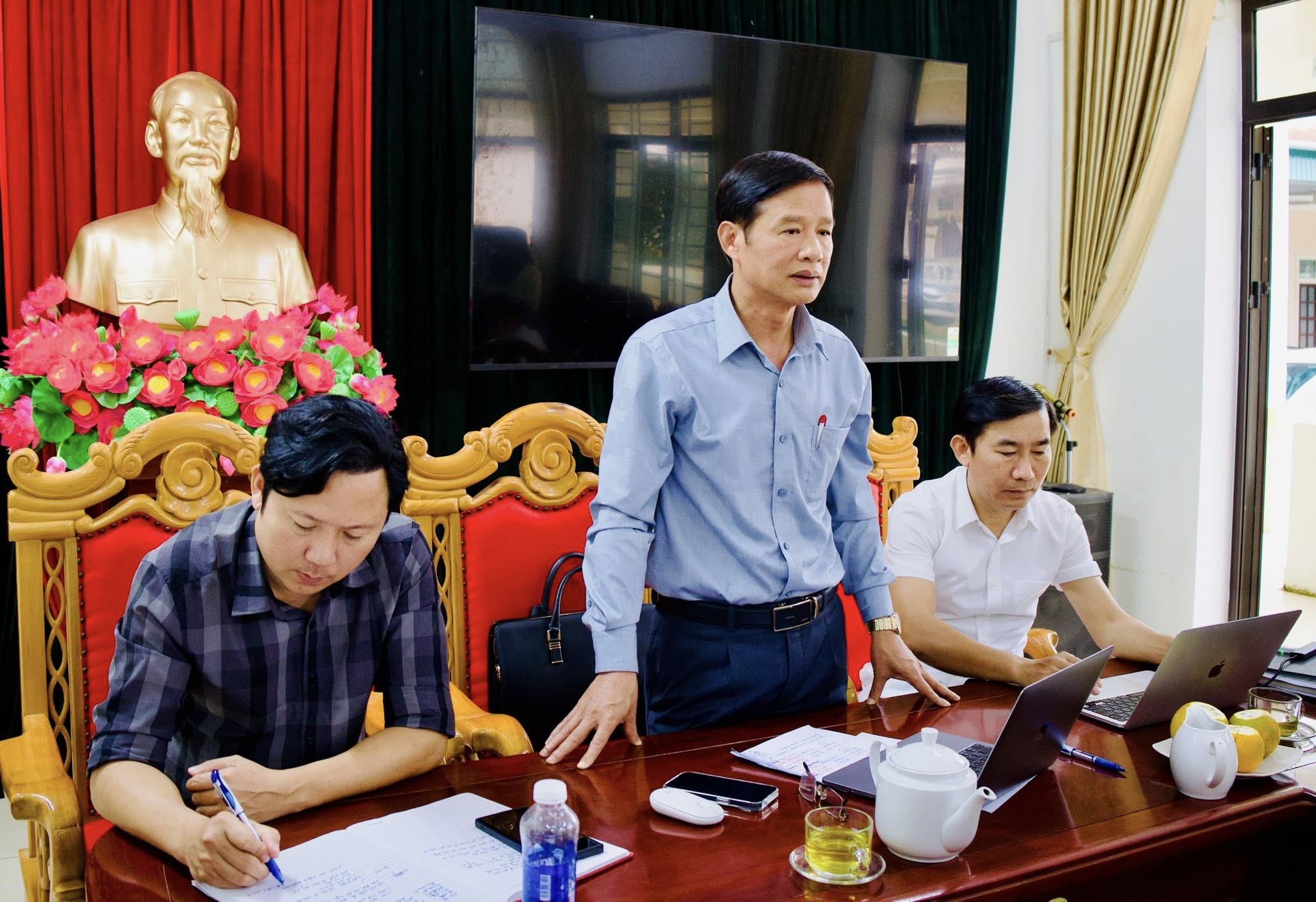 ỦY BAN BẦU CỬ XÃ HỒNG LỘC HỌP TRIỂN KHAI MỘT SỐ NHIỆM VỤ TRỌNG TÂM TRONG THỜI GIAN TỚI