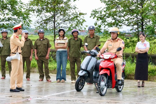 Hồng Lộc: Tuyên truyền pháp luật, đào tạo kỹ năng lái xe mô tô, xe gắn máy an toàn