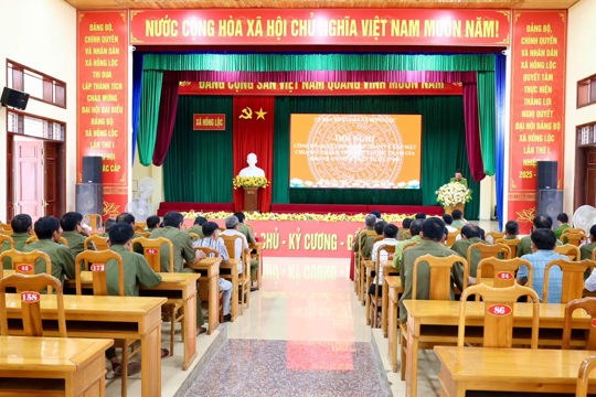 Xã hồng Lộc kiện toàn lực lượng bảo vệ an ninh, trật tự ở cơ sở. 