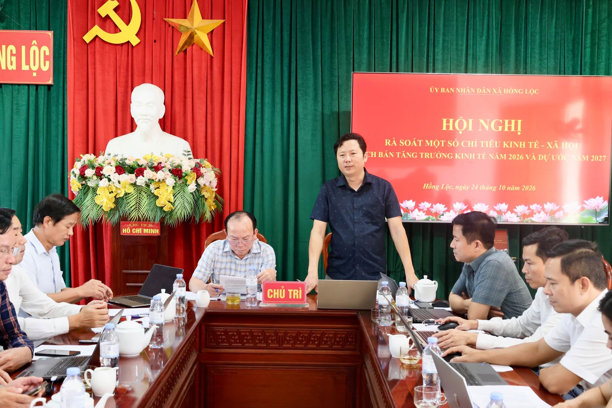Hồng Lộc rà soát các chỉ tiêu kinh tế, kịch bản tăng trưởng năm 2026 và dự ước năm 2027.