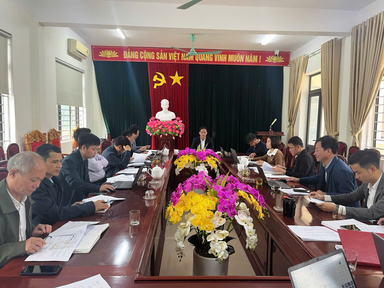 XÃ HỒNG LỘC TỔ CHỨC HỌP BAN CHỈ ĐẠO CÔNG TÁC BẦU CỬ